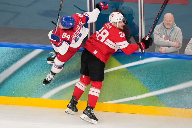 Hokej na olympiáde: Švajčiarsko - Česko