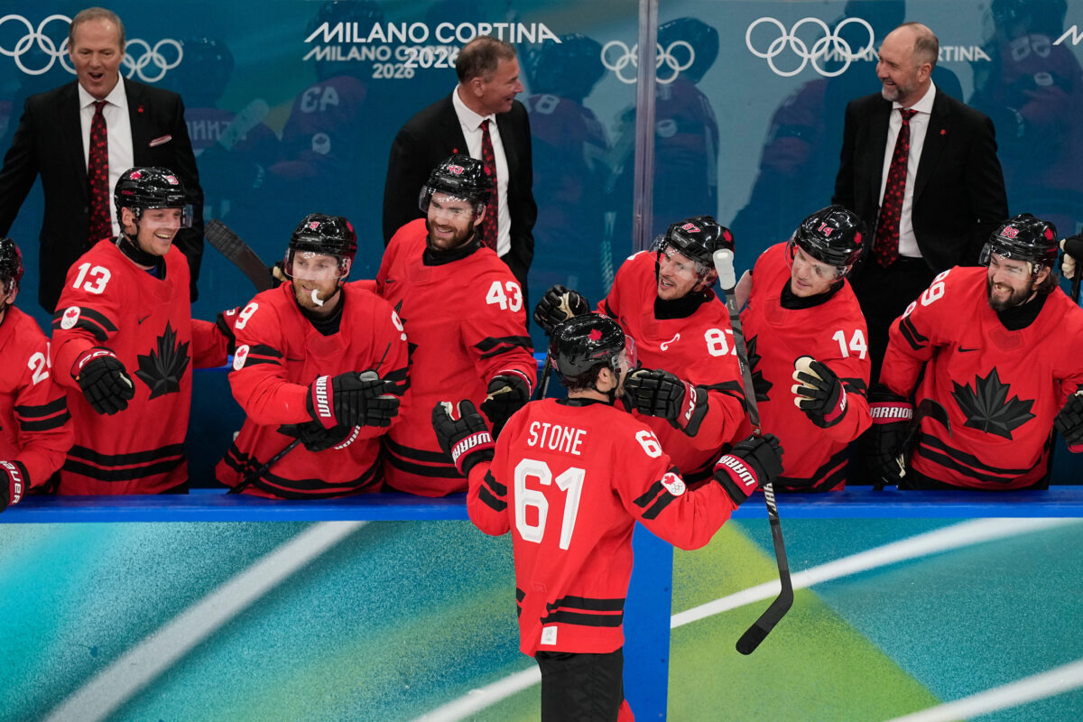Hokej na olympiáde: Kanada - Francúzsko