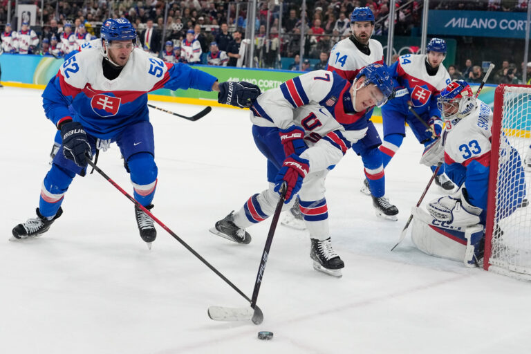 Hokej - semifinále: Slovensko - USA (fotografie)