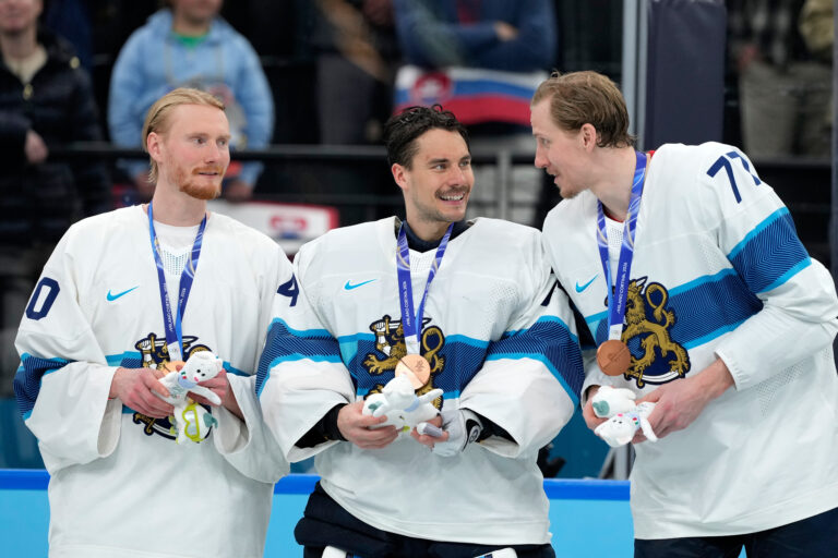 Hokej zápas o 3. miesto (bronz): Slovensko - Fínsko (fotografie)