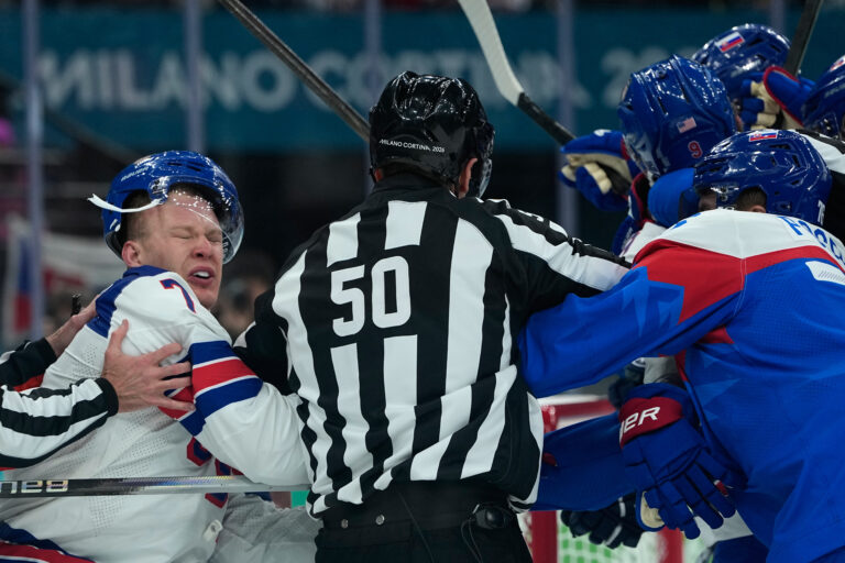 Hokej - semifinále: Slovensko - USA (fotografie)