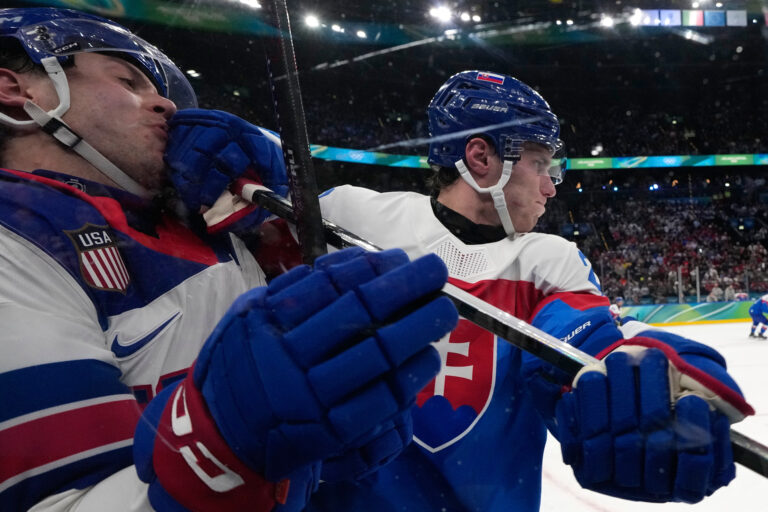 Hokej - semifinále: Slovensko - USA (fotografie)