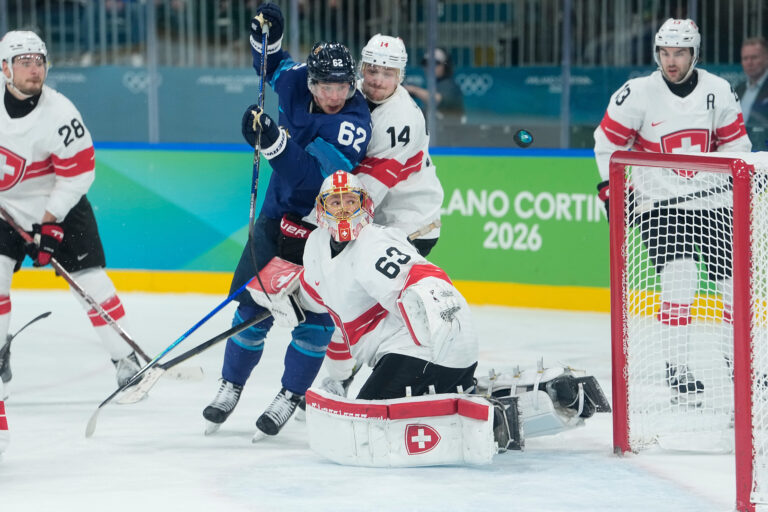 Hokej štvrťfinále Fínsko - Švajčiarsko na olympiáde