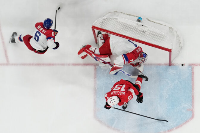 Hokej na olympiáde: Švajčiarsko - Česko