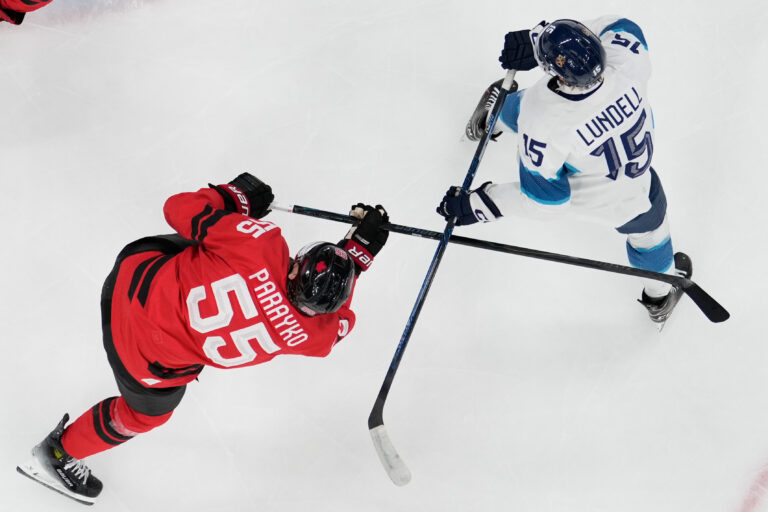 Hokej - semifinále: Kanada - Fínsko (fotografie)