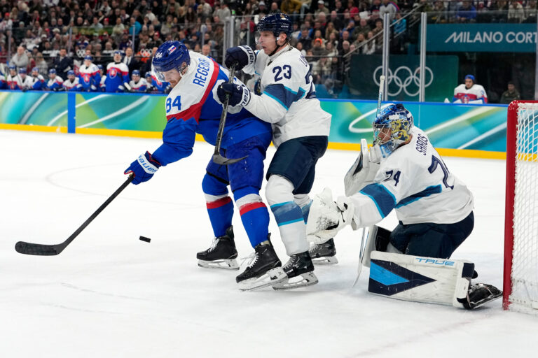 Hokej zápas o 3. miesto (bronz): Slovensko - Fínsko (fotografie)