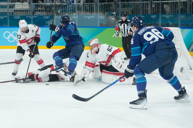Hokej štvrťfinále Fínsko - Švajčiarsko na olympiáde