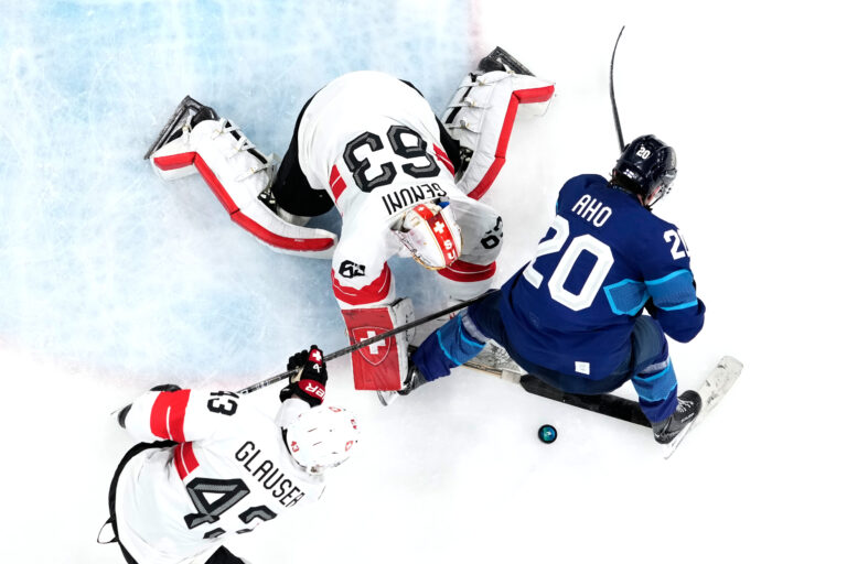 Hokej štvrťfinále Fínsko - Švajčiarsko na olympiáde