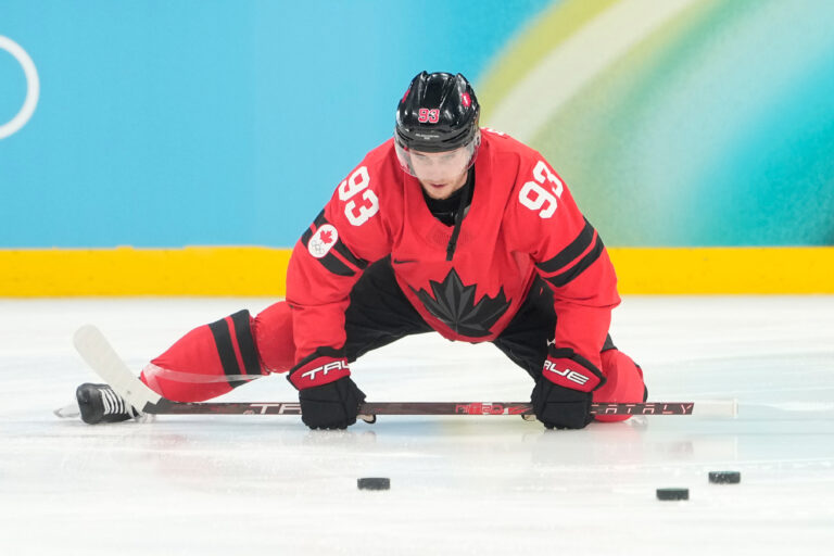 Hokej finále na olympiáde: Kanada - USA (fotografie)