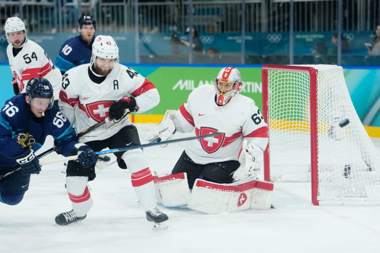 Hokej štvrťfinále Fínsko - Švajčiarsko na olympiáde