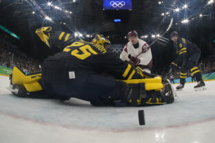 Hokej na olympiáde: zápas osemfinále Česko - Dánsko
