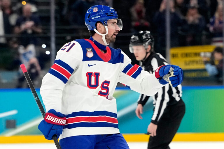 Hokej - semifinále: Slovensko - USA (fotografie)