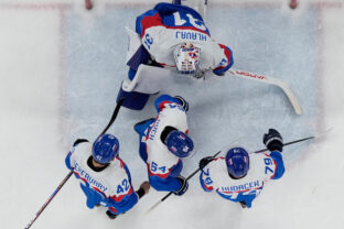 Hokej zápas o 3. miesto (bronz): Slovensko - Fínsko (fotografie)