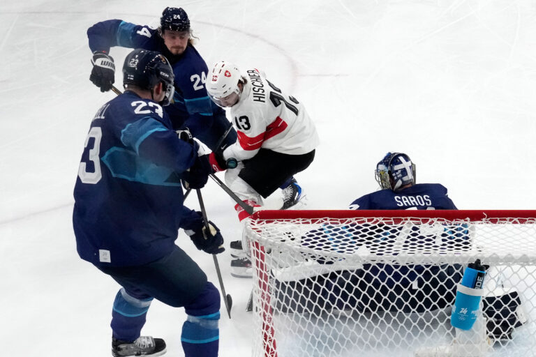 Hokej štvrťfinále Fínsko - Švajčiarsko na olympiáde