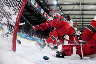 Hokej na olympiáde: Dánsko - Lotyšsko