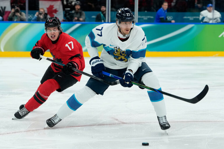 Hokej - semifinále: Kanada - Fínsko (fotografie)