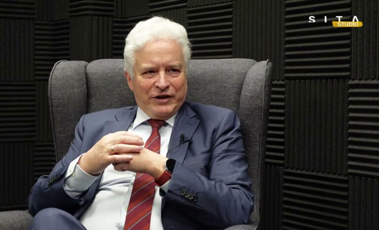 Okno do sveta Thomas Kurz