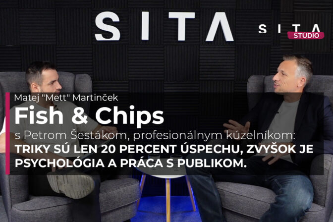 Peter Šesták, profesionálny kúzelník v rozhovore s Matejom ,,Mettom" Martinčekom počas nahrávania video podcastu v Štúdiu SITA.