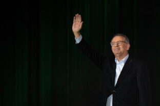 Antonio Jose Seguro,Andre Ventura