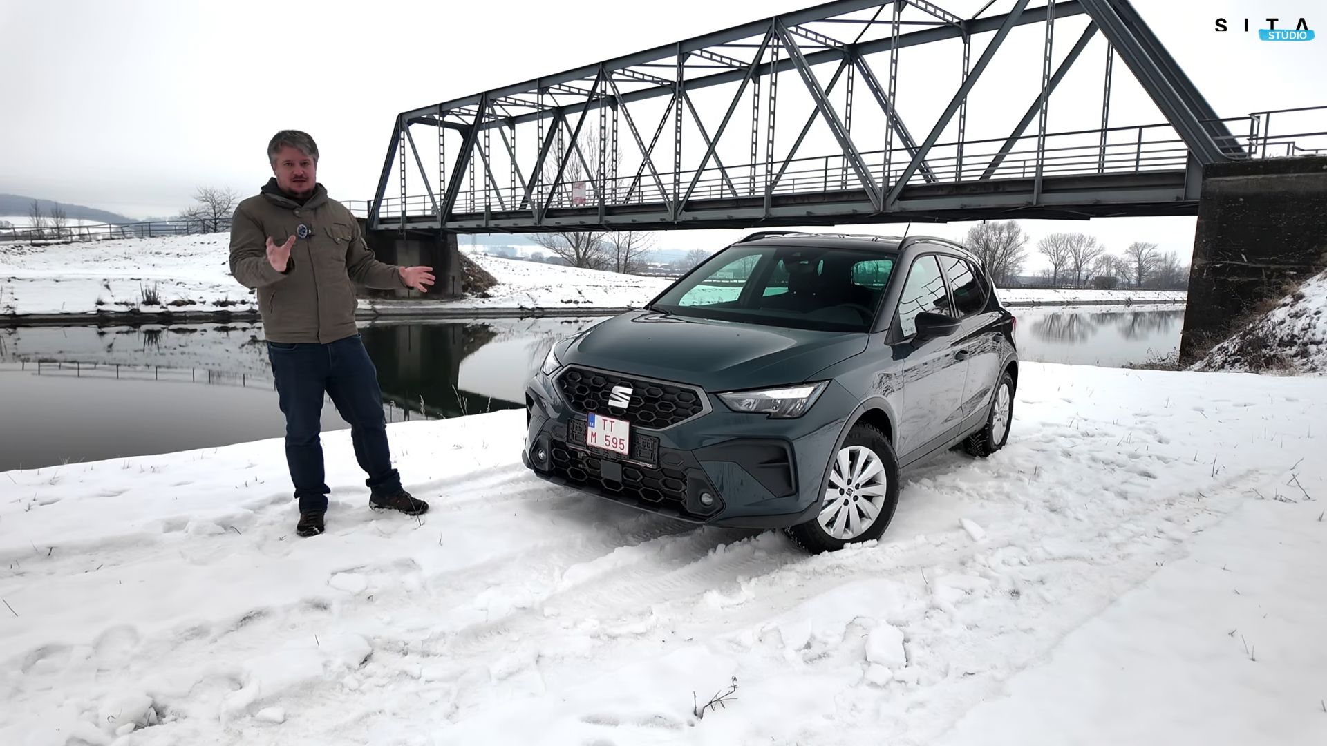 Test: Nov&yacute; Seat Arona - Osvedčen&yacute; kompakt, ktor&yacute; sa neboj&iacute; obrubn&iacute;kov ani konkurencie - VIDEO -