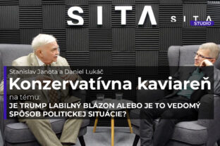 Stanislav Janota a Daniel Lukáč počas nahrávania novej epizódy video podcastu Konzervatívna kaviareň vŠtúdiu SITA.