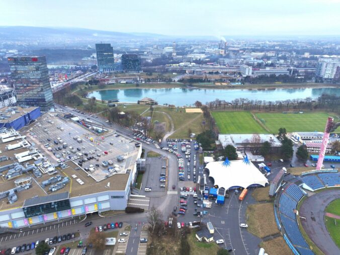 Pri jazere Kuchajda vyrastie tretia veža Polusu