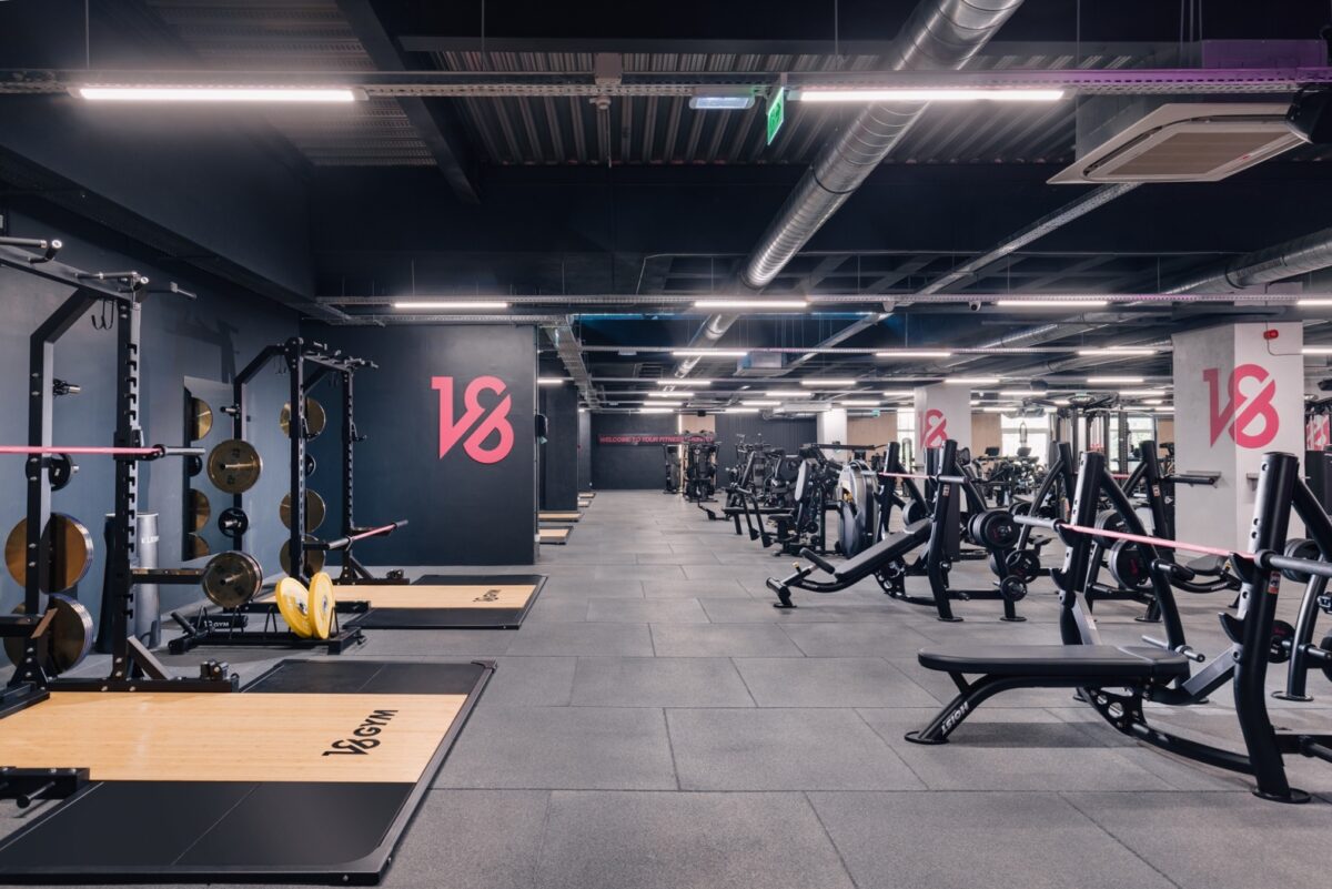 18gym_s.jpg