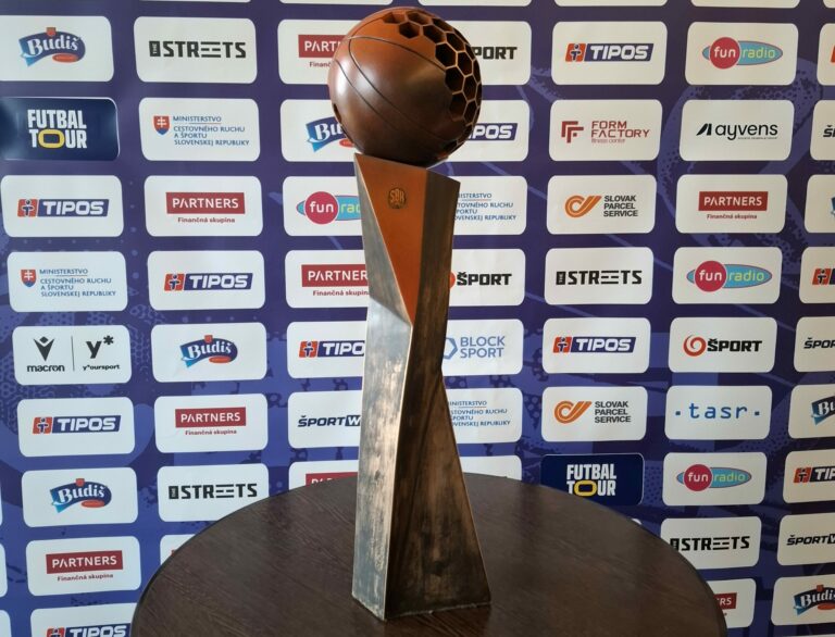 Trofej Natálie Hejkovej