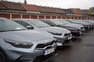 Nové policajné autá