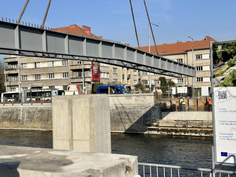 BANSKÁ BYSTRICA: Nový most pri železničnej stanici