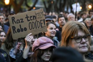 ŠTUDENTSKÝ PROTEST: Zvoníme na poplach!