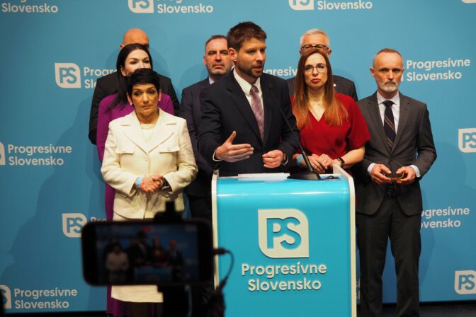 PS: Snem hnutia