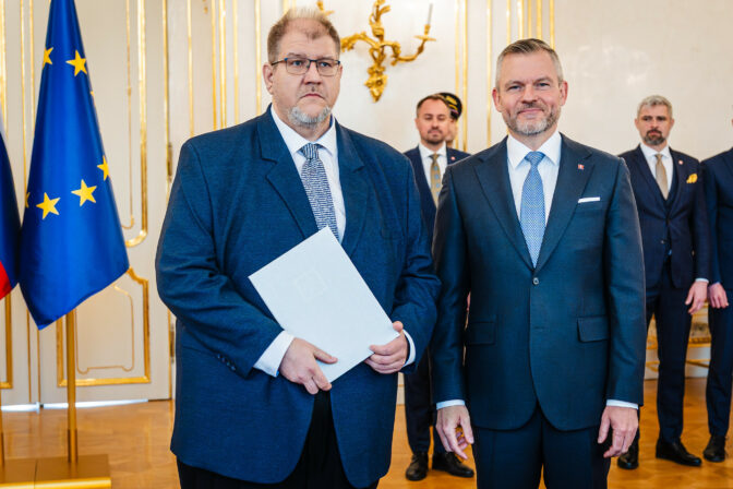 PREZIDENT: Vymenoval profesorov vysokých škôl