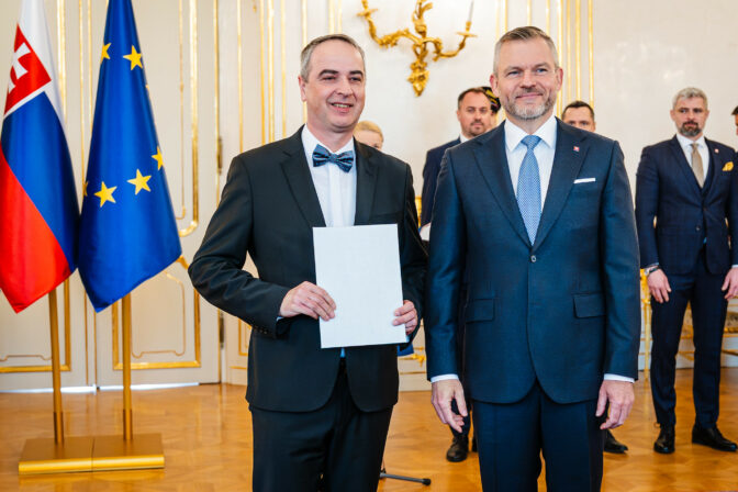 PREZIDENT: Vymenoval profesorov vysokých škôl