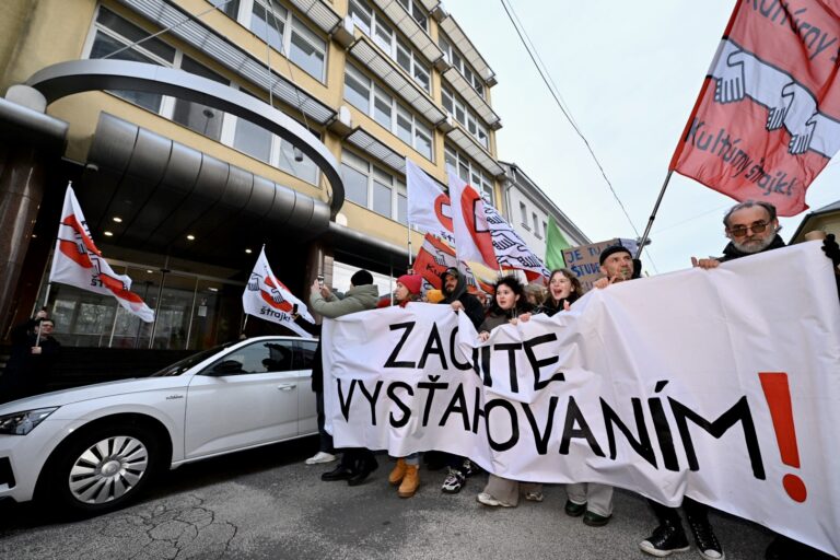 PROTESNÝ POCHOD: Veľká kultúrna mobilizácia