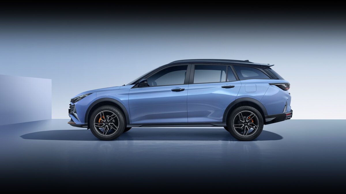 Dongfeng_shine_gs_2.jpg