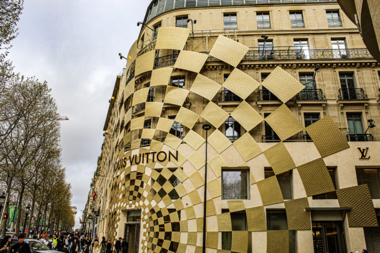 Louis Viutton shop
