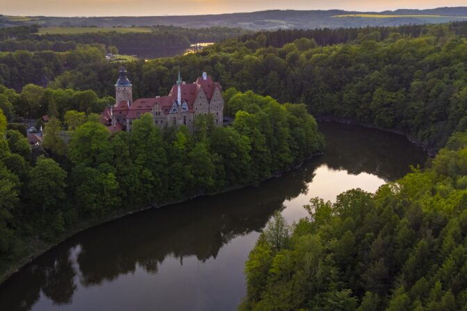 84 hradov a zámkov spája nová turistická trasa