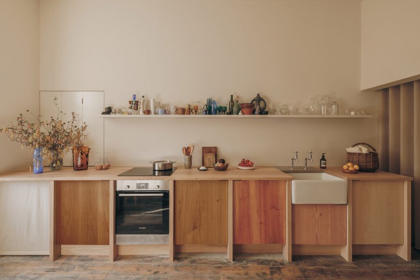 La Casita, Spojené kráľovstvo, od Juli Bolaños-Durman