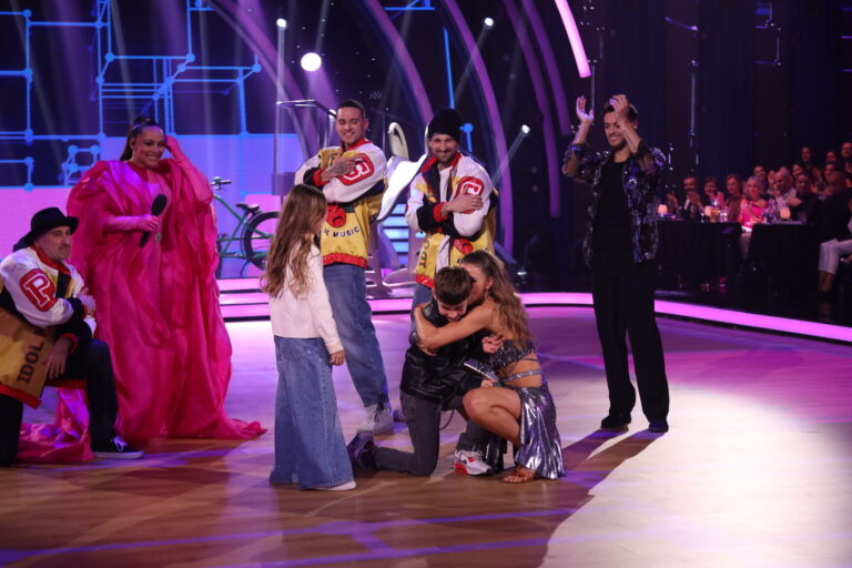 Fotografie Let's Dance 2026 (tretí priamy prenos): Vypadol druhý pár, najmenej bodov mal Mokrý a Koleník bol druhý