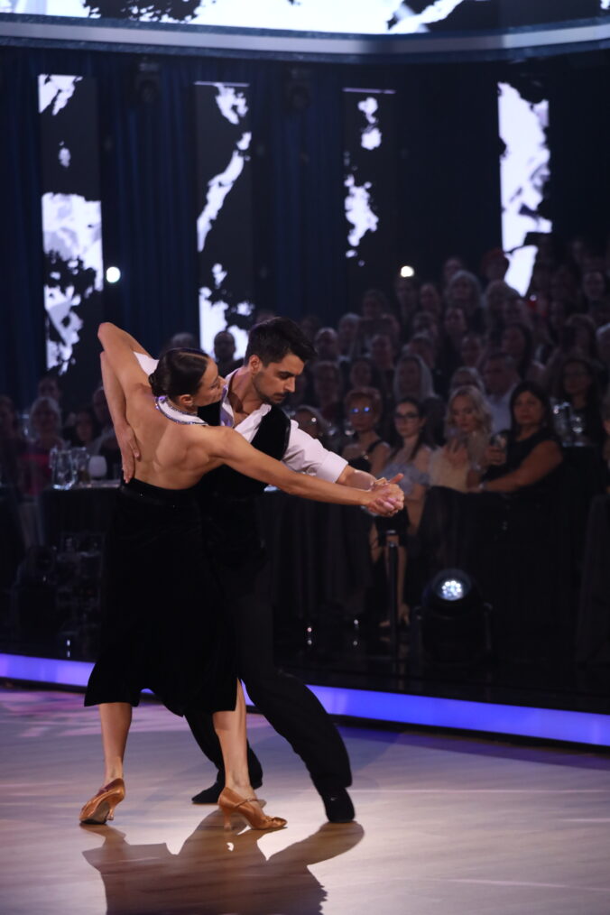 Fotografie Let's Dance 2026 (tretí priamy prenos): Vypadol druhý pár, najmenej bodov mal Mokrý a Koleník bol druhý