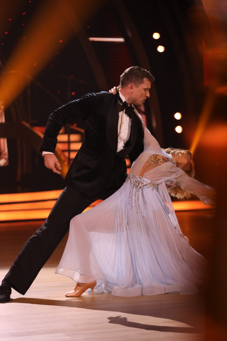 Fotografie Let's Dance 2026 (tretí priamy prenos): Vypadol druhý pár, najmenej bodov mal Mokrý a Koleník bol druhý
