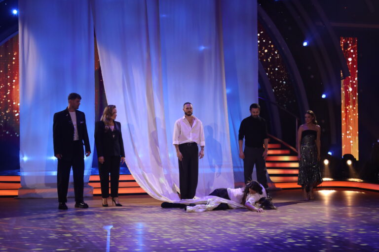 Fotografie Let's Dance 2026 (tretí priamy prenos): Vypadol druhý pár, najmenej bodov mal Mokrý a Koleník bol druhý