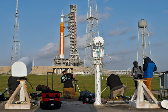 NASA Artemis Moonshot