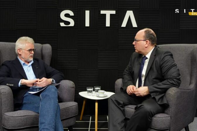 Okno do sveta Urban Rusnák, Miroslav Wlachovský