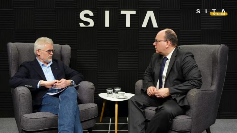 Okno do sveta Urban Rusnák, Miroslav Wlachovský