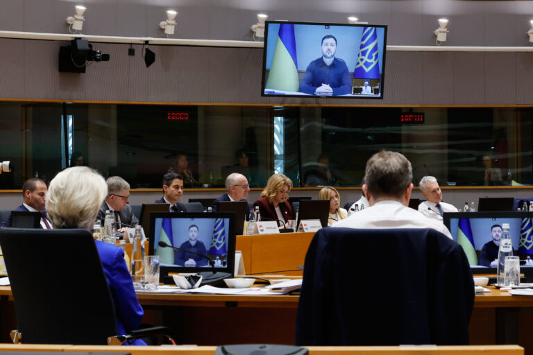 Online vystúpenie ukrajinského prezidenta Volodymyra Zelenského počas samitu Európskej rady, ktorej sa vo štvrtok zúčastnil aj premiér Robert Fico.