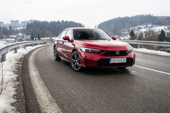 test Honda Civic e:HEV