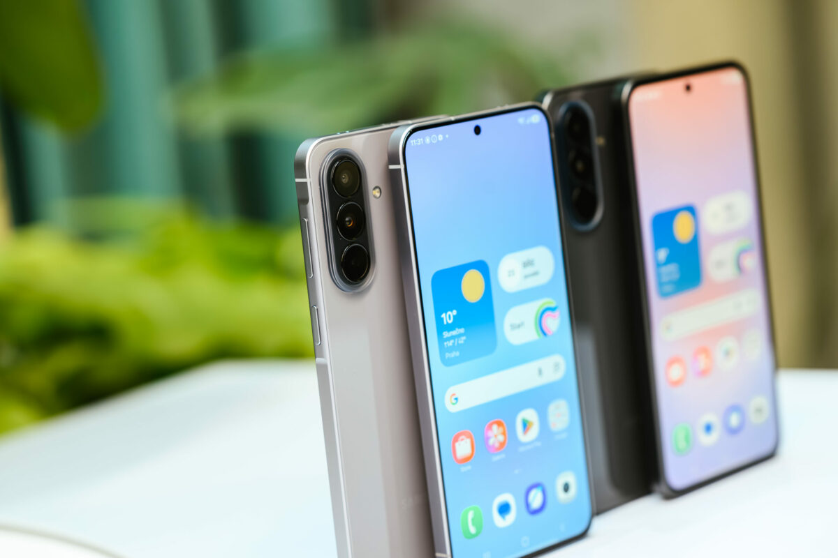 Samsung_prebrief_32.jpg