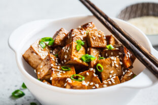 tofu v teriyaki omáčke